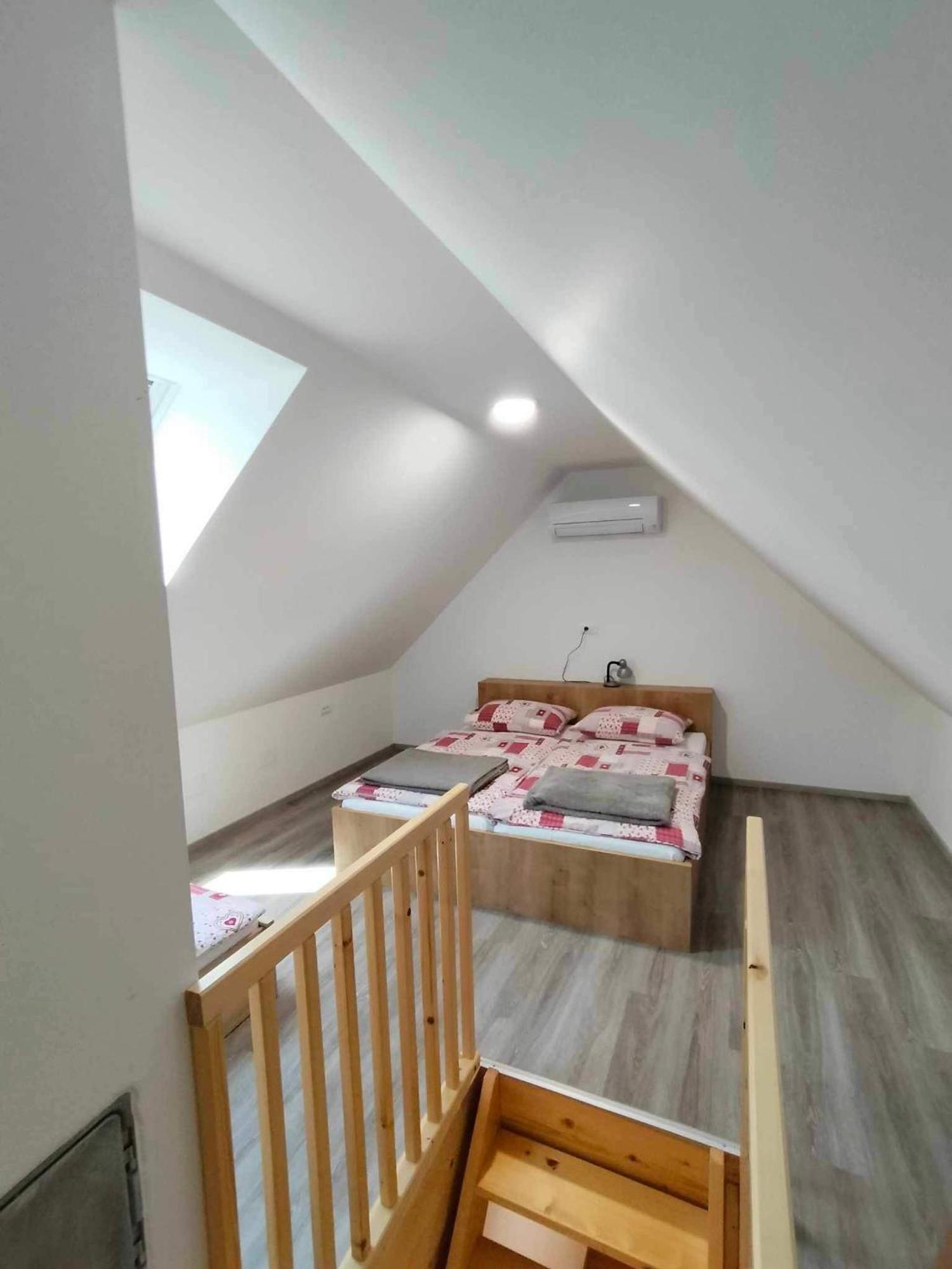 Soklic Apartment *